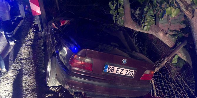 Otomobil şarampole devrildi, alkollü sürücü ile yanındaki kişinin burnu bile kanamadı