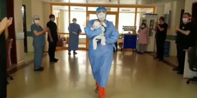 45 günlük bebek, koronavirüsü yendi
