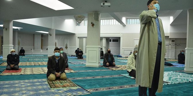 İşte o ülkede cuma namazı yeniden kılınacak