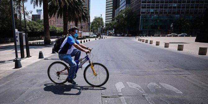 Meksika'da Kovid-19 nedeniyle son 24 saatte 463 kişi hayatını kaybetti