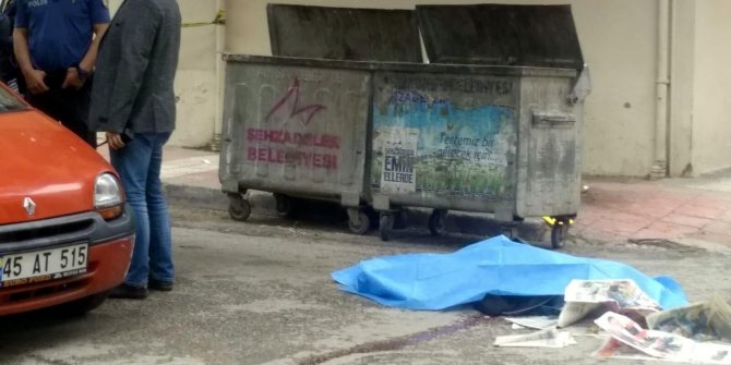Sevgilisini işe giderken pompalı tüfekle öldürüp, polise teslim oldu