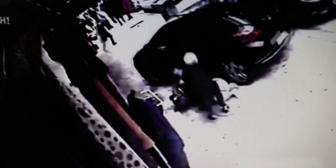El freni çekilmeden bırakılan otomobil 2 kişiye çarptı