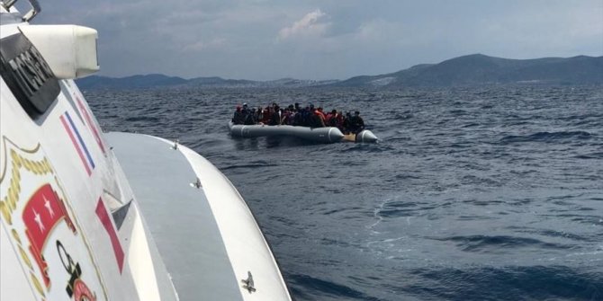 Turkish coast guard rescues 60 asylum seekers