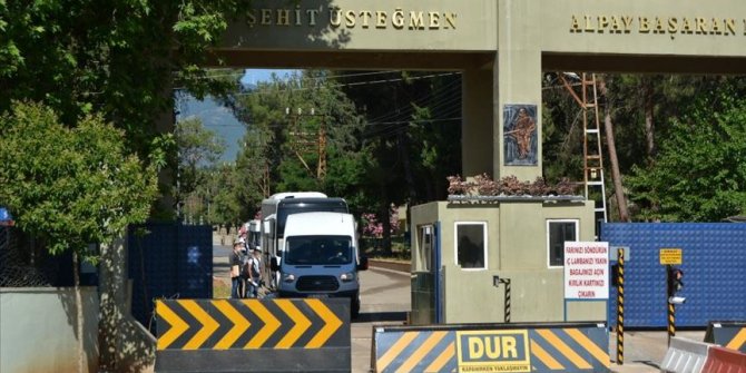 Gaziantep'te Kovid-19 nedeniyle terhisleri ertelenen 120 asker ailelerine kavuştu