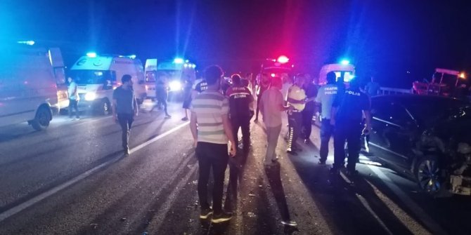 Karayolunda feci kaza: 1’i ağır 10 yaralı