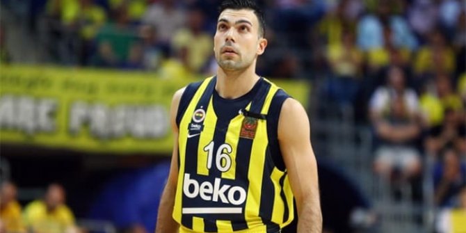 Kostas Sloukas, Olympiakos ile 3 yıllık anlaşma sağladı