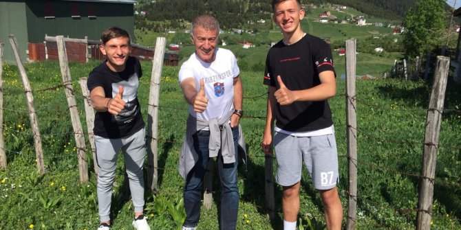 Ağaoğlu'ndan oyuncuların ailelerine ziyaret