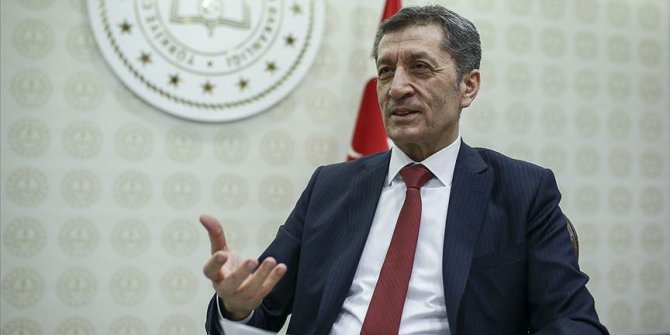 Bakan Selçuk: Kovid-19 tedbirlerine sınıf sınıf, okul okul, tek tek bakıyoruz