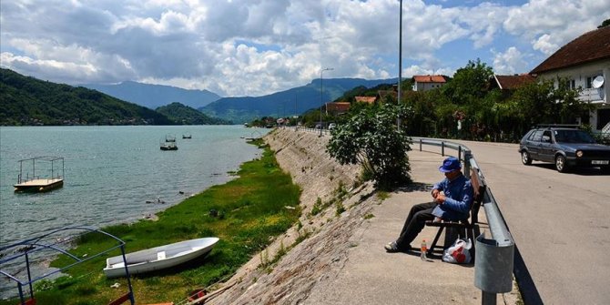 Obale Jablaničkog jezera prazne zbog koronavirusa: Uskoro očekuju posjetioce