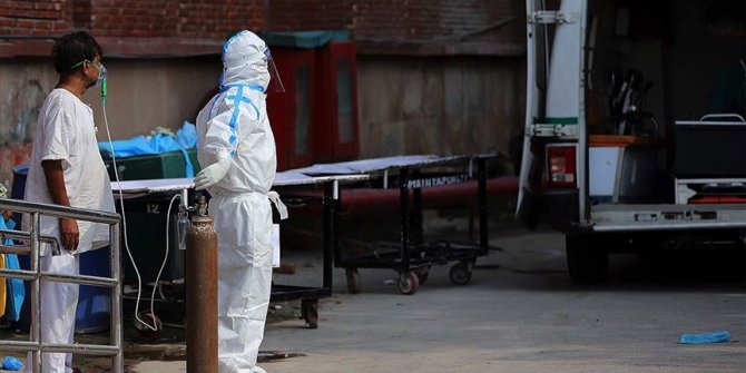 Hindistan’da son 24 saatte 40 binden fazla korona vak’ası