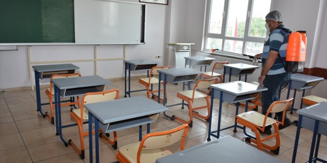 Karaman'da sınava girecek öğrenciler için okullar hazırlandı