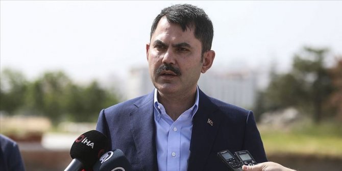 Çevre ve Şehircilik Bakanı Kurum, Artvin'deki sel bölgesinde incelemede bulundu