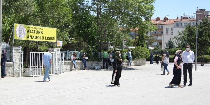 Konya’da YKS’nin ilk oturumu sona erdi