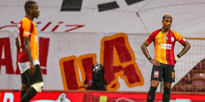 Galatasaray'a koronavirüs arası yaramadı
