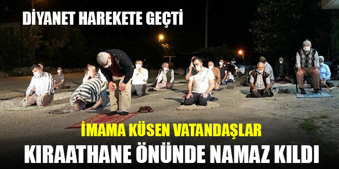 İmama küsen vatandaşlar kıraathane önünde namaz kıldı, Diyanet harekete geçti