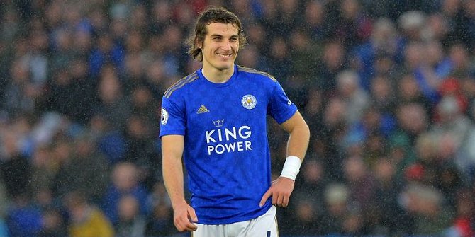Çağlar Söyüncü: "Premier Lig'de ülkemi temsil etmekten çok mutluyum"