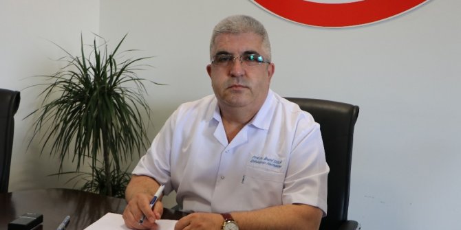 Bilim Kurulu Üyesi Çelik: "Aşı reklamları boş reklamlar, çok kanmamak gerekiyor"