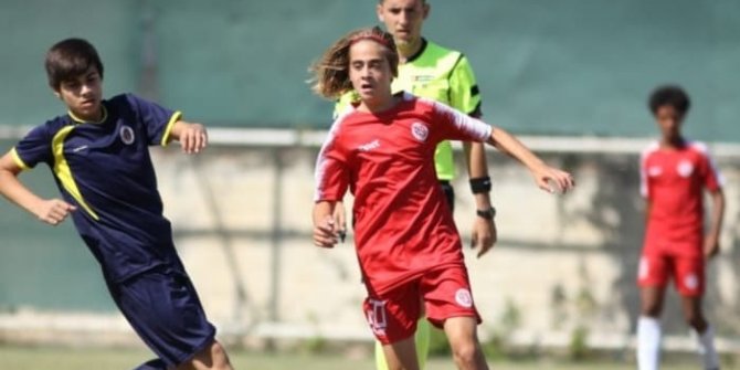 Süper Lig kulübü ilk transferini yaptı!
