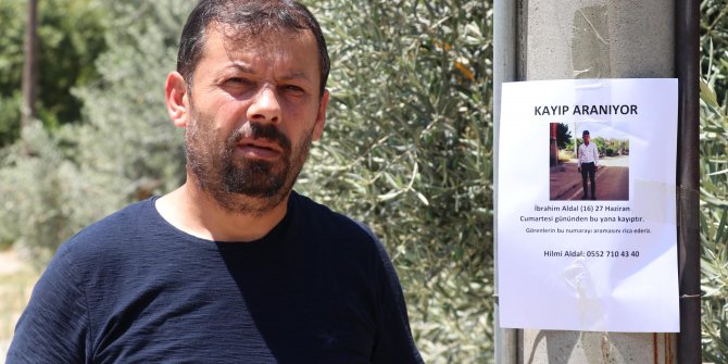 Sokak sokak dolaşıp kayıp oğlunu arıyor