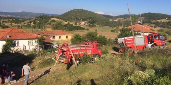 Balıkesir’de ev yangını korkuttu