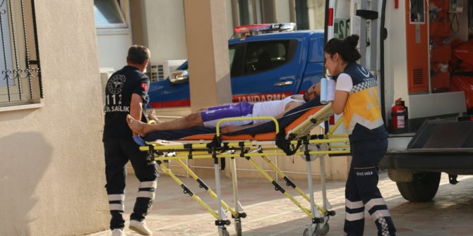 Akıntıya kapılan kişi, çevredekiler tarafından kurtarıldı