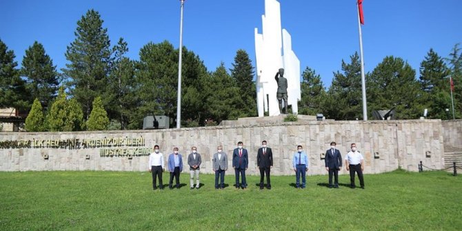 Vali Ali Çelik, Dumlupınar Kurtuluş Savaşı Müzesi’ni ziyaret etti