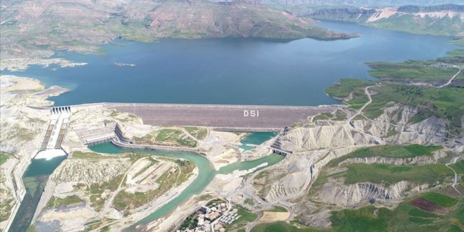 GAP tarımın yanında sanayiyi de geliştirdi