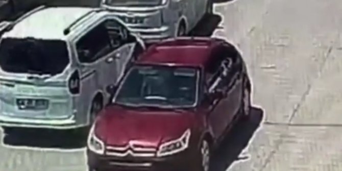 Çalışanlarına ödeyeceği parayı hırsızlara kaptırdı