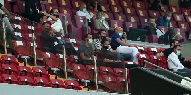 Yusuf Yazıcı’dan eski takımına destek