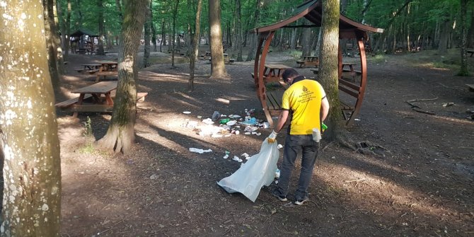 Belgrad ormanı ve sahil şeridi çöplüğü döndü; Ormandan iki günden 29 ton çöp toplandı