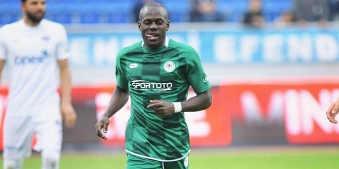 Konyaspor'u orta saha oyuncuları sırtlıyor
