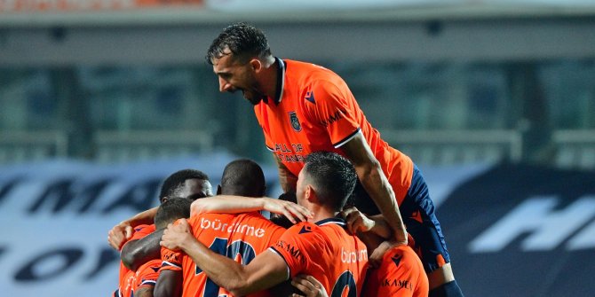 Mehmet Topal, Süper Lig tarihine geçiyor