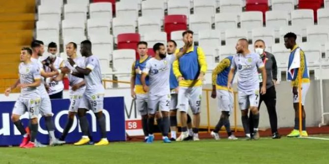 Ateş hattındaki Malatyaspor, Sivas'ı devirdi