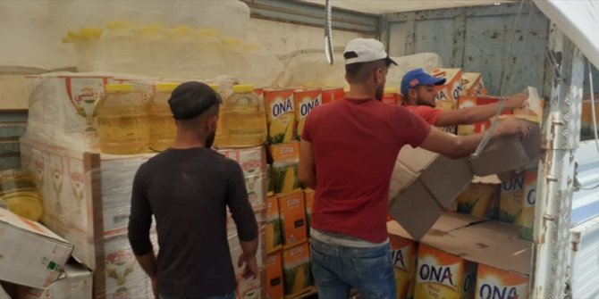 İdlib'e 8 tır insani yardım gönderildi