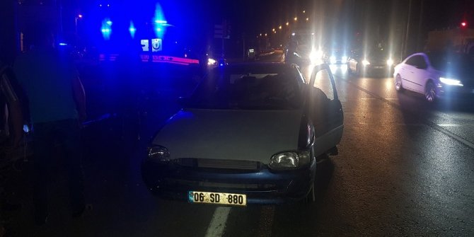 Tır ani fren yapan otomobile çarptı: 1 yaralı