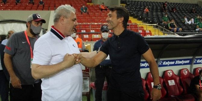 Bülent Korkmaz: "Hakem bugün bu takımın kaderiyle oynadı"