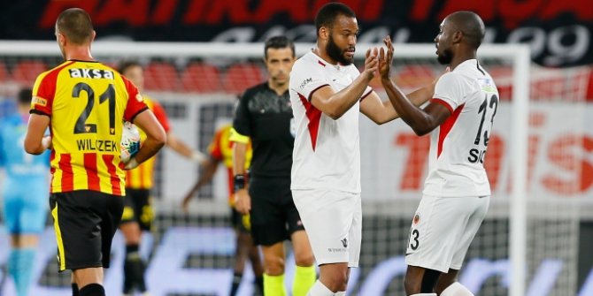 Göztepe'yi deplasmanda yıkan Gençlerbirliği nefes aldı