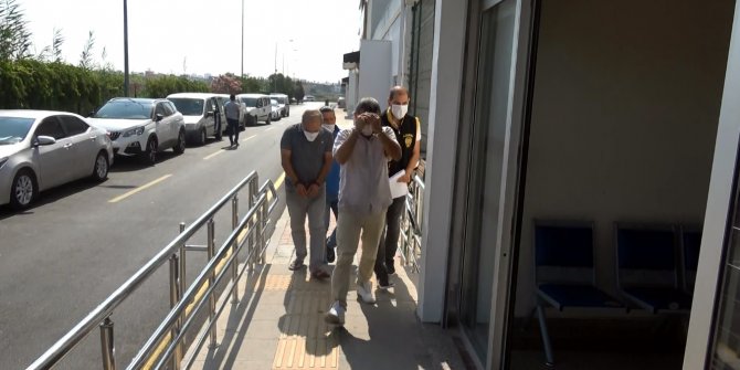 Kendini kamu görevlisi olarak tanıtan dolandırıcı yakalandı