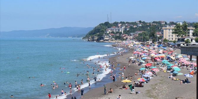'Batı Karadeniz'in incisi' Akçakoca'ya günübirlikçi ziyaretçi ilgisi