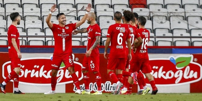 Derbide 3 puan Fraport TAV Antalyaspor'un