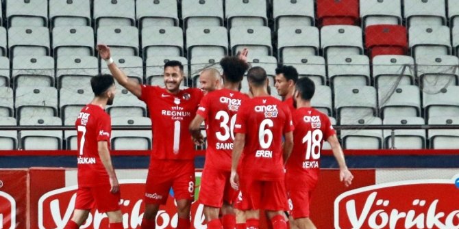 Antalyaspor, çıkışını sürdürüyor