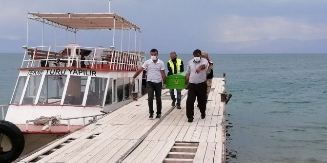 Van Gölü’nden 2 ceset daha çıkarıldı