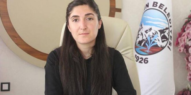 Görevden alınan Diyadin Belediye Başkanı Betül Yaşar tutuklandı