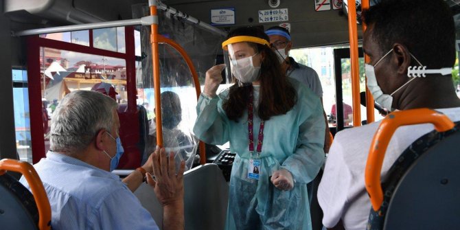 Ankara'da maske takmayan 1390 kişiye para cezası