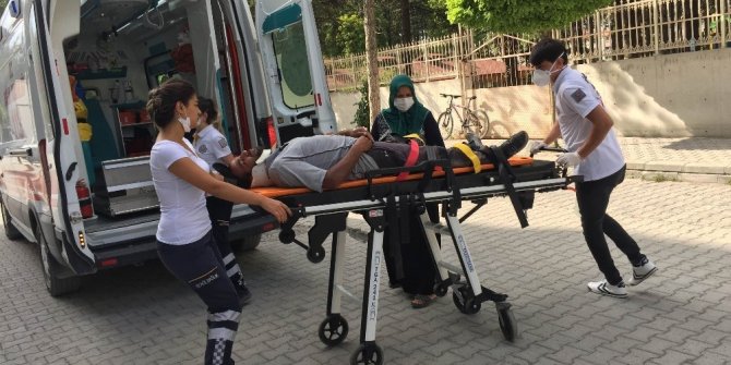 Konya’da otomobilin çarptığı yaya hastaneye kaldırıldı