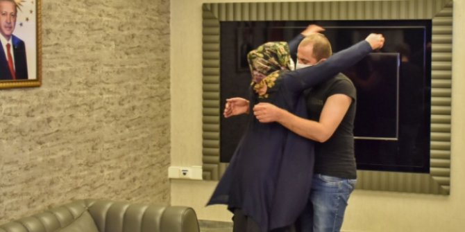 Evlat nöbeti tutan bir aile daha çocuğuna kavuştu