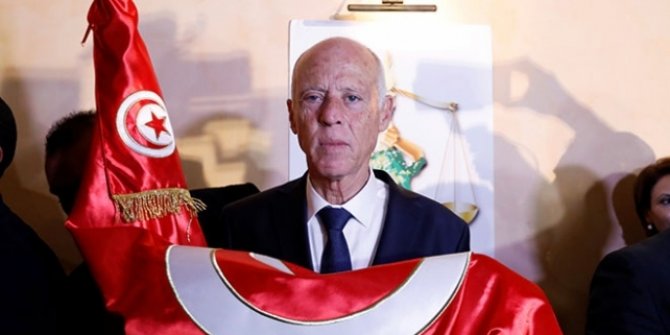 Tunus Cumhurbaşkanı Said, Fahfah'ın istifasını kabul etti