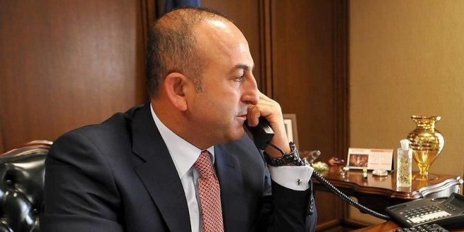 Bakan Çavuşoğlu bazı mevkidaşlarıyla telefonda bayramlaştı