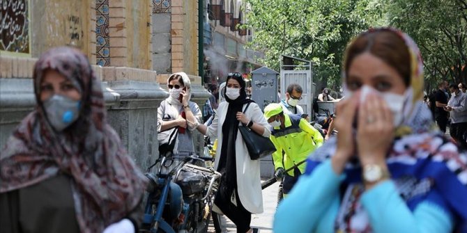 İran'da son 24 saatte Kovid-19 nedeniyle 184 kişi hayatını kaybetti