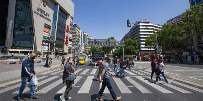 Türkiye'nin koronavirüsle mücadelesinde son 24 saatte yaşananlar